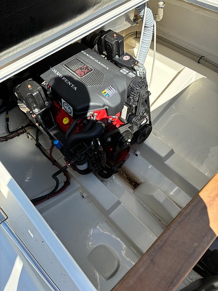 Jeanneau 755 Runabout 19 of 24