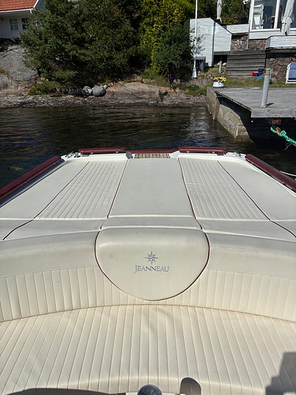 Jeanneau 755 Runabout 12 of 24