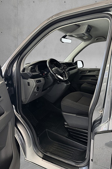 Volkswagen Transporter 24 of 30