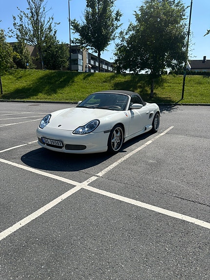 Porsche Boxster 10 of 22