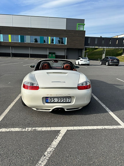Porsche Boxster 5 of 22