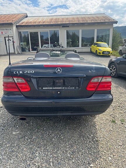 Mercedes-Benz CLK-Klasse 3 of 12