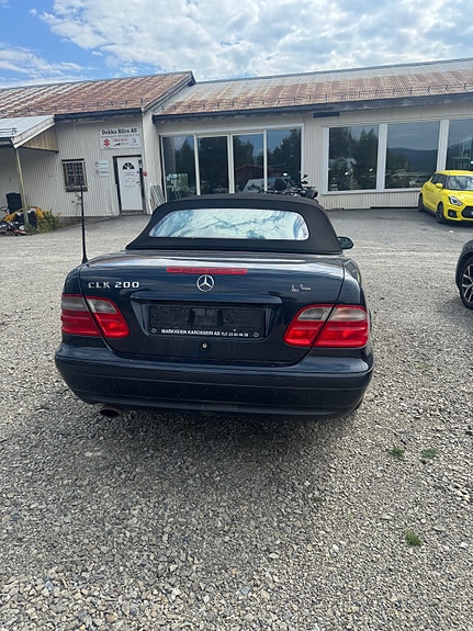 Mercedes-Benz CLK-Klasse 7 of 12
