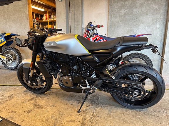 Husqvarna Vitpilen 701 3 of 11