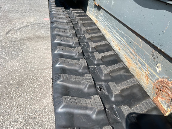 Wacker Neuson DT15 ny service og nye belter 12 of 28