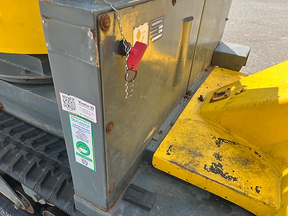 Wacker Neuson DT15 ny service og nye belter 16 of 28