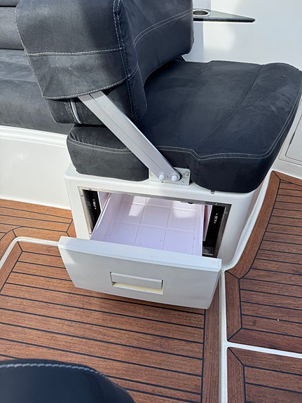 Nordkapp 650 Noblesse med 250hk Evinrude 17 of 30