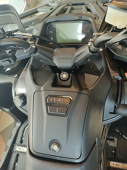 Segway AT10 W ABS Fully Equipped 9 of 11