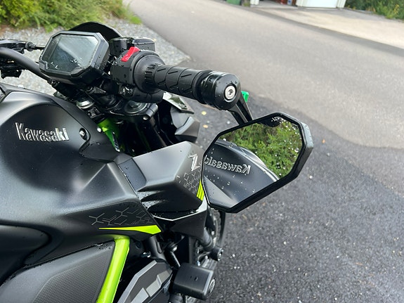 Kawasaki Z 900 12 of 22