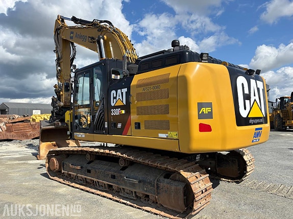 Cat 330F 6 of 30