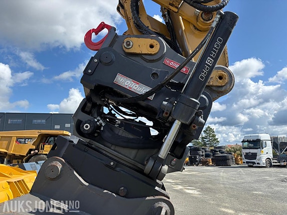 Cat 330F 10 of 30