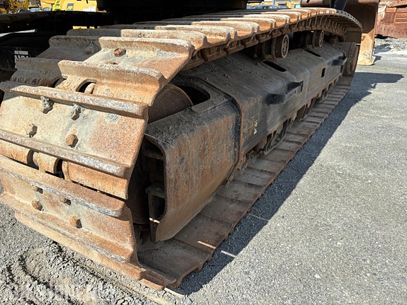 Cat 330F 15 of 30