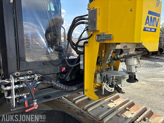 Cat 330F 30 of 30