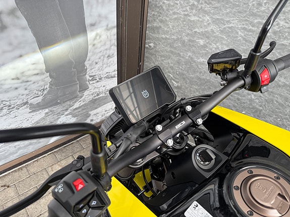 Husqvarna Vitpilen 801 9 of 10