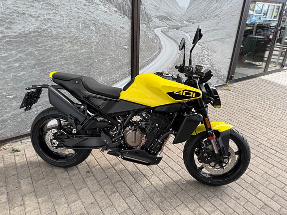 Husqvarna Vitpilen 801 3 of 10