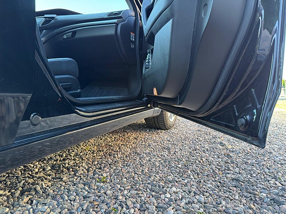 Honda Accord 15 of 18