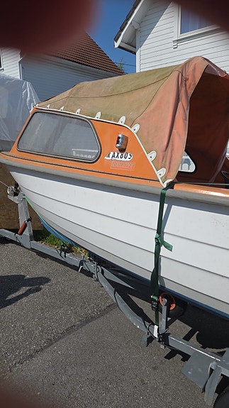 Robuste og stabile fiskebåter/arbeidsbåter også for salg. Tar i mot alle bud 7 of 12