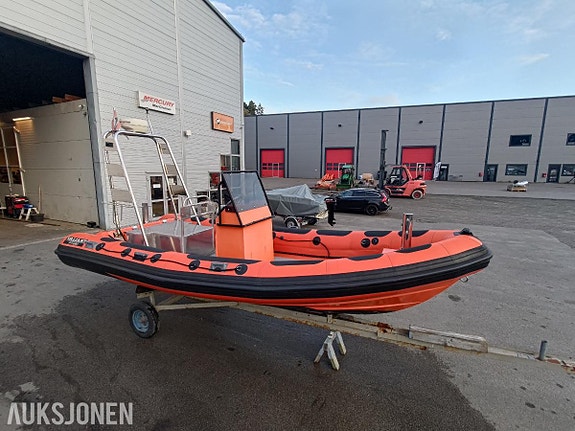 2005 21 fots RIB - Valiant PT-650 3 of 5