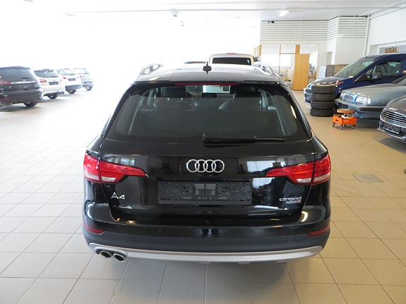 Audi A4 allroad 5 of 26