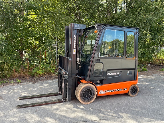 Doosan B30X-5 3 of 8