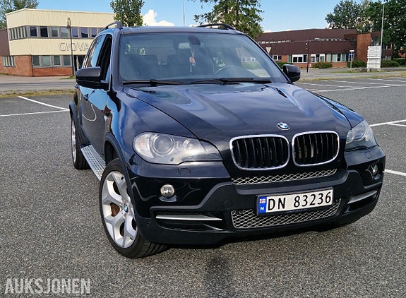 BMW X5 3 of 25