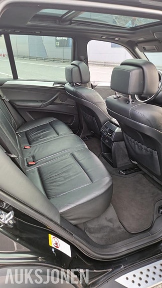 BMW X5 21 of 25