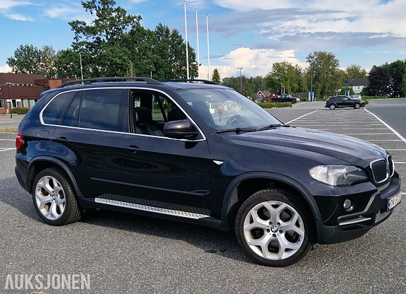 BMW X5 4 of 25