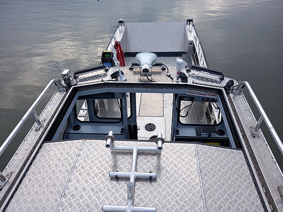 MS Boat 950 work cabin 4 of 20