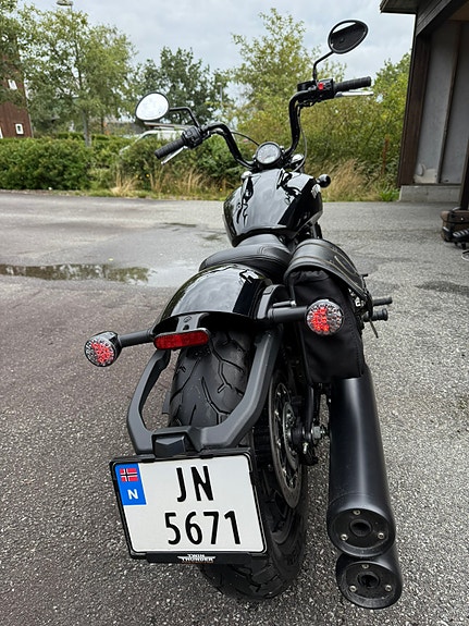 INDIAN Scout Bobber Sixty 11 of 20