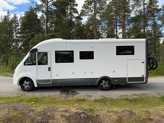 Mobilvetta K-Yacht Tekno Line 85 | lav km | ny reg. reim 24/4-26 | fukt- og gasstestet 7/8-25 | meget velholdt | enkle senger og senkeseng 6 of 30