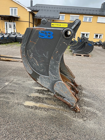 SB graveskuffe med S70-feste 1150L 3 of 5