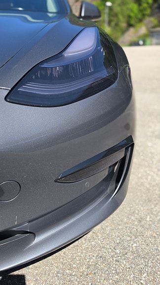 Tesla Model 3 5 of 5