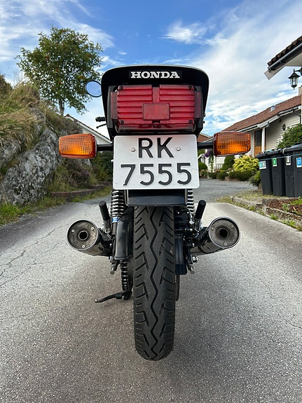 Honda CB 750 F 8 of 14