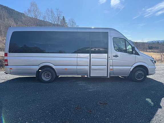 Mercedes-Benz Sprinter 519CDI 43LKA 2 of 5