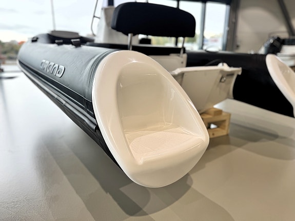Siste båt på lager! Grand S 370 Deluxe m/ Yamaha 9,9 / 15 hk til kun 129.900! 8 of 11