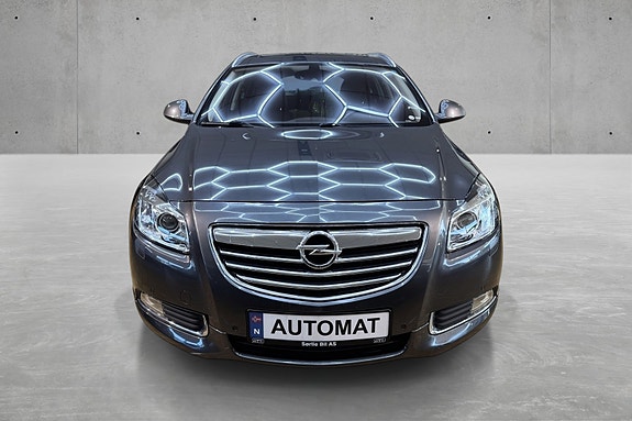 Opel Insignia 3 of 5