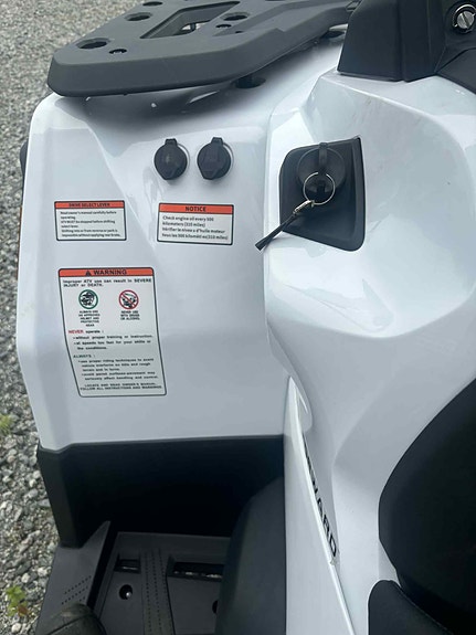 QJ Motor SFA1000 Touring Deluxe 12 of 13