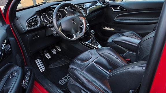 Citroen DS3 9 of 18