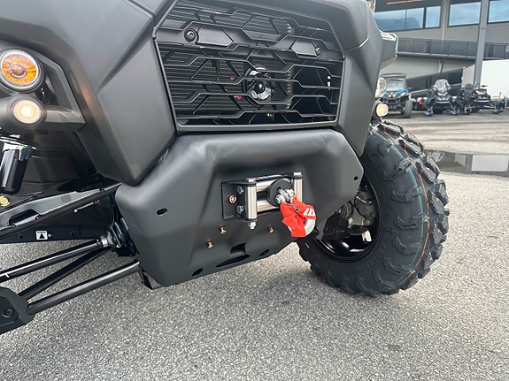 Can-Am Traxter HD7 XU 8 of 8