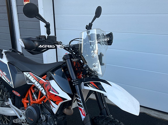 KTM 690 Enduro R 5 of 5