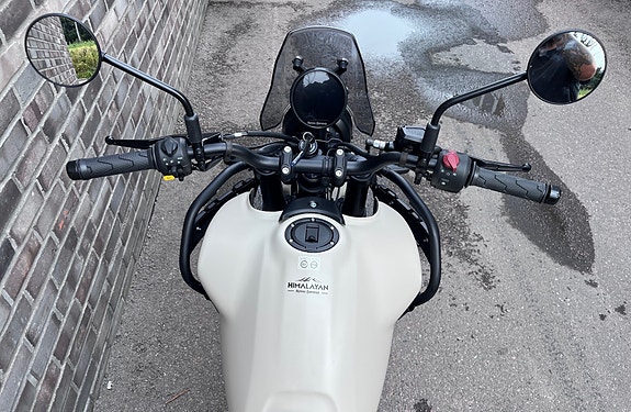 Royal Enfield Himalayan 452 6 of 12