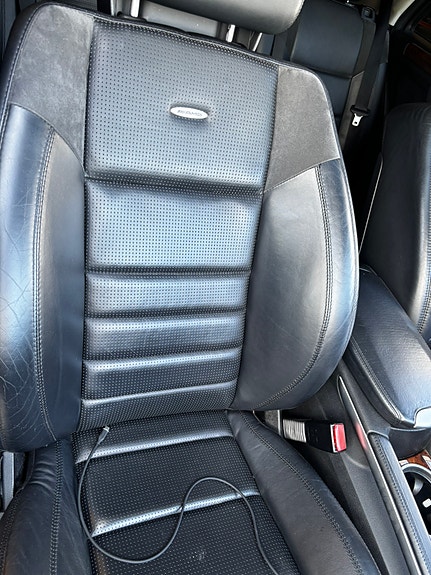 Mercedes-Benz ML63 19 of 22