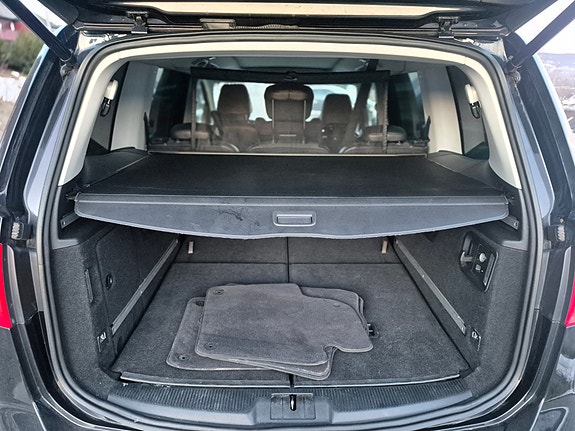 Volkswagen Sharan 9 of 22