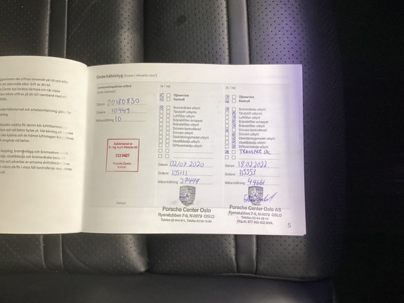 Porsche Cayenne 21 of 23