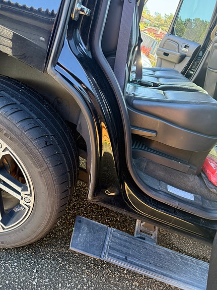 Cadillac Escalade 14 of 30