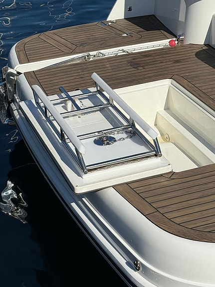 2022 - Marex 360 CC - 2 x Mercury Diesel 3,0L 270 SD +Joystick- ca 500 Gangtimer 7 of 23