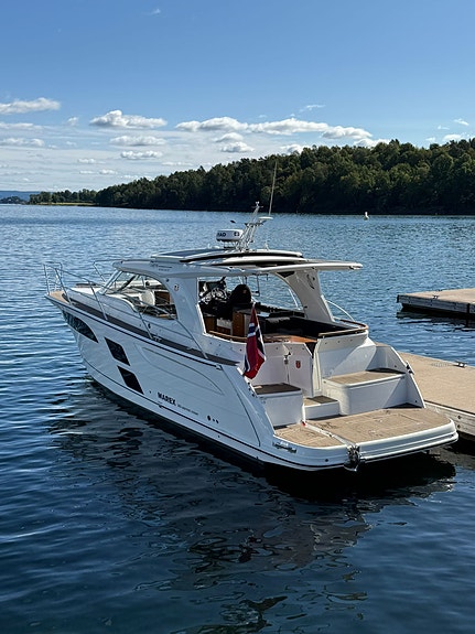 2022 - Marex 360 CC - 2 x Mercury Diesel 3,0L 270 SD +Joystick- ca 500 Gangtimer 3 of 23