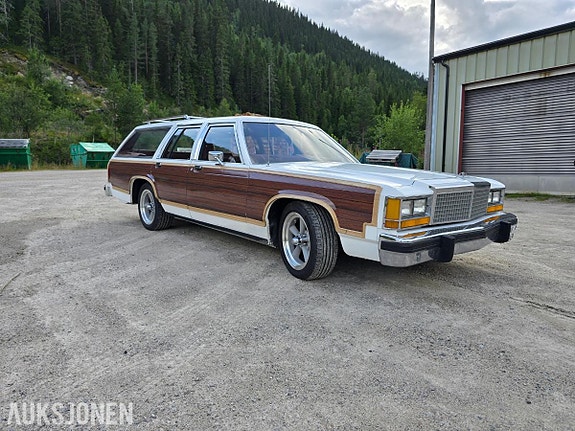 Ford Andre 2 of 11