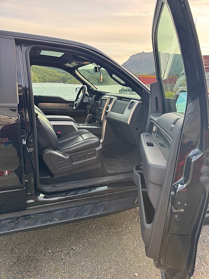 Ford F-150 26 of 30