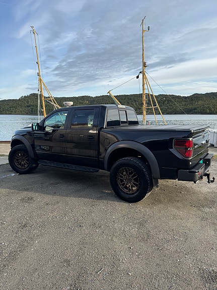 Ford F-150 8 of 30